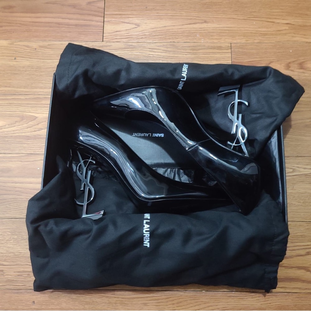 Brand new never worn YSL black patient leather Opyum pump size 42